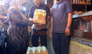 Pasar Kota Probolinggo Mendapat Pasokan MinyaKita 2.160 Liter