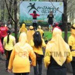 Kenalkan Destinasi Wisata, Pokdarwis Gelar Senam di Pantai Permata Probolinggo