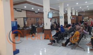 Pemohon Dokumen Adminduk Membludak, Disdukcapil Tambah Loket Layanan