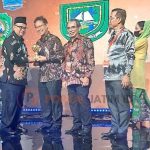 Pemkab Probolinggo Raih Penghargaan UHC 2023 Program JKN
