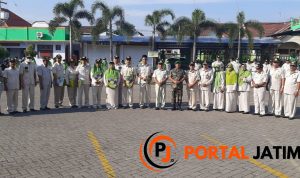 Dandim Probolinggo Letkol Arm Heri Budiasto Pimpin Upacara 17-an Di UPM