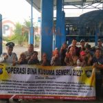 Sat Binmas Polres Lumajang Laksanakan Penyuluhan Dalam Operasi Bina Kusuma di Terminal