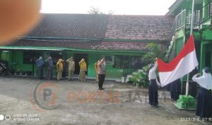 Jadi Pembina Upacara Di Sekolah MTS, Kapolsek Candipuro Tekankan Jauhi Narkoba Dan Tertib Berlalu Lintas
