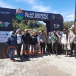 Wakapolres Bersama Bupati Lumajang Tanam Pohon di Ranupani 