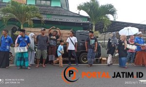 Aspal Jember Bagikan 500 Bungkus Takjil