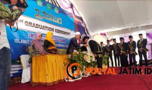 Bentuk Rasa Syukur, SMP dan SMA Darussyahid Rayakan Kelulusan