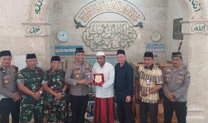 Shalat Jum’at Perpisahan Tengku Arsya Khadafi