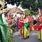 Lebih Meriah, Korwil Bidang Pendidikan Menampilkan 7 Tema di Acara Maron Etno Karnaval