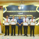 Bupati H. Hendy Mengapresiasi dan Beri Penghargaan Satreskoba Polres Jember Atas Prestasinya