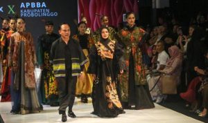 Tampil Glamor, Batik Pandalungan Probolinggo Warnai Malang Fashion Week 2023