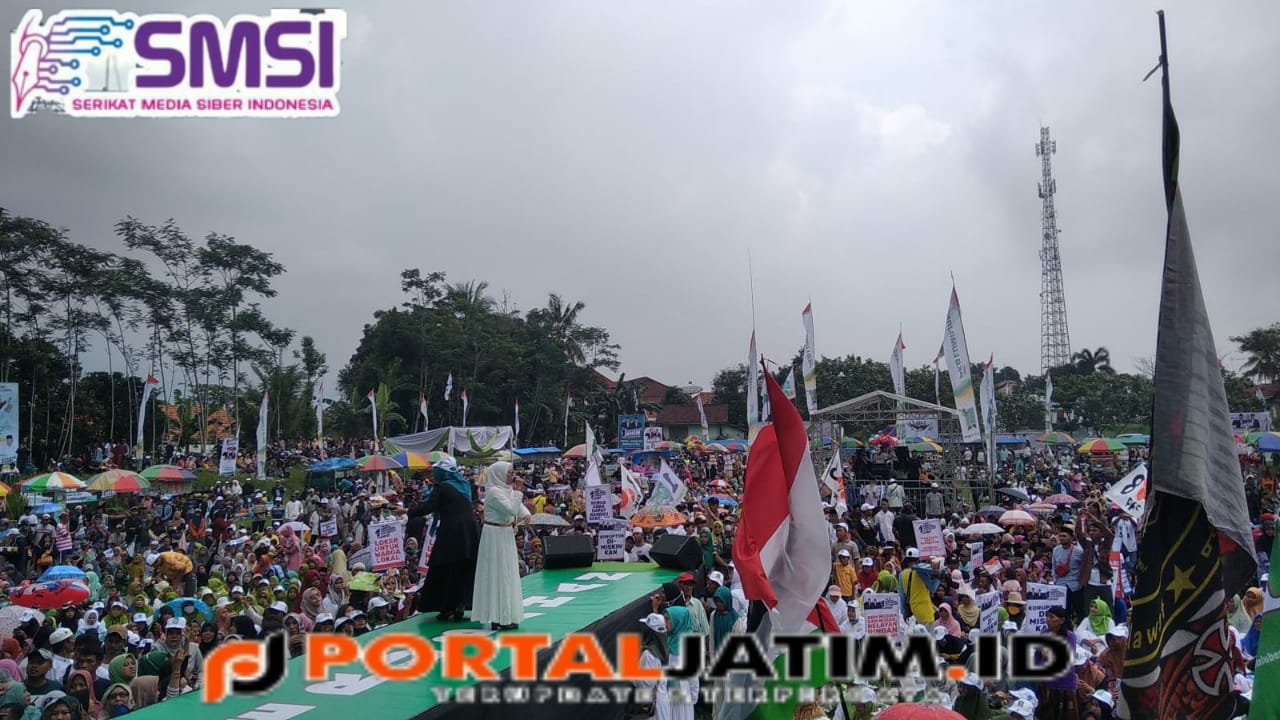 Muhaimin Iskandar Wapres Nomer Urut 01 Hijaukan Lapangan Randuagung Lumajang 2 268b6fa9 e143 4b12 a8a1 674e8400e75a