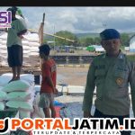 Laksanakan Patroli Dermaga Tanjungwangi Ini Pesan Bripka Waluyo Kepada Buruh Angkut TKBM Tanjungwangi 
