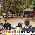 Cuaca Masih Extrem Ini Pesan Bripka Waluyo Kepada Pengunjung Wisata Pulau Merah 