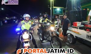 Patroli Gabungan TNI-Polri Jaga Ketertiban Malam Takbir di Ponorogo, 17 Mobil Membawa Sound Horeg Dipulangkan 