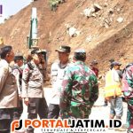 Kapolres Lumajang Bersama Dandim 0821 gerak cepat Cek Lokasi Longsor Jalur Piket Nol