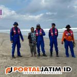Satpolairud Polresta Banyuwangi Bersama Nelayan Lakukan Penyisiran Lokasi Penemuan Perahu Yang Hancur 