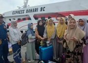 Kepala UPT Kalianget Dishub Sumenep Kawal Santri Melalui Program Mudik Gratis Menuju Pulau Kangean