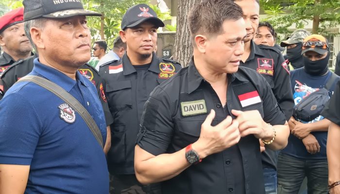 Maki Jatim bersama GRIB Jaya Menggawal Sengketa Rumah dan Tanah Milik Ibu Tri Surabaya