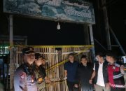 Terbukti Melanggar Kesepakatan Bersama di Bulan Ramadhan, Satpol PP Bersama TNI Polri Segel Cafe Karaoke di Purwosari