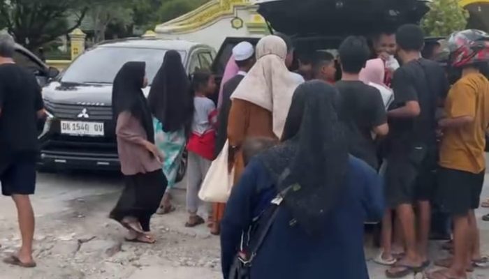 PTK Berbagi Takjil Wujud Kepedulian di Bulan Ramadhan