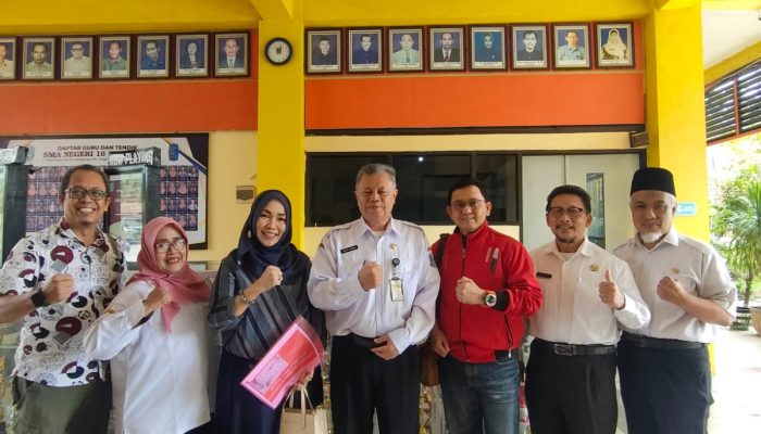 Ini Permintaan Kepala SMA 16 Surabaya Kepada Ikatan Alumninya