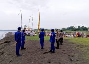 Satpolairud Polresta Banyuwangi Bersama Instansi Terkait Lakukan Pengamanan Upacara Melasti 