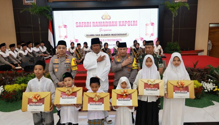 Safari Ramadan di Jogja, Kapolri: Perkuat Sinergitas TNI-Polri, Ulama, dan Masyarakat