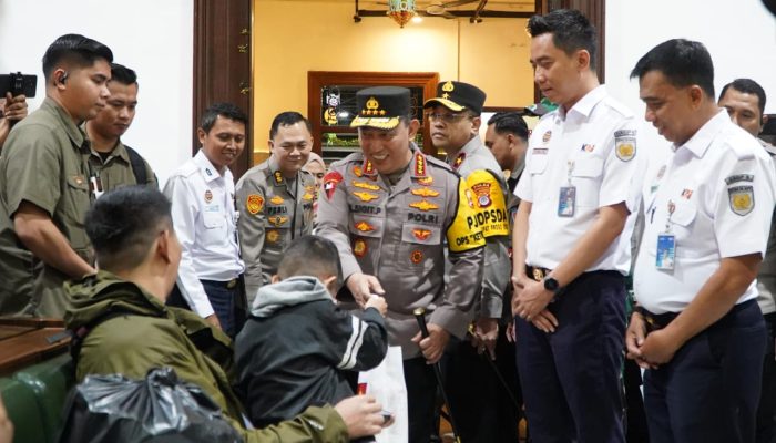 Tinjau Stasiun Tugu DIY, Kapolri : Mudik Gunakan Kereta Api Bisa Jadi Alternatif