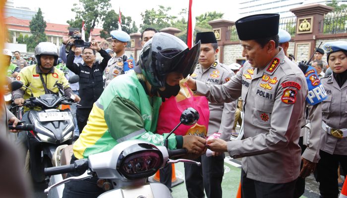 Wakapolri Hadiri Bazar Presisi dan Baksos di Lapangan Bhayangkara