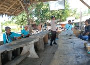 Sambangi Kawasan Kampung Nelayan Dan Penyedia Perahu Ojekan Ini Pesan Personel Satpolairud Polresta Banyuwangi 