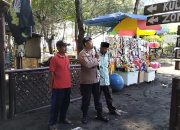 Personel Satpolairud Polresta Banyuwangi Lakukan Patroli Dan Pemantauan Dikawasan Obyek Wisata Pantai Cemara