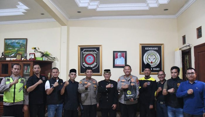 Polres Madiun Kota Jalin Kedekatan, Sosialisasikan Aplikasi Bantuan Polisi di PSHW
