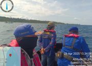 Personel Satpolairud Polresta Banyuwangi Lakukan Pencarian Terhadap Nelayan Bangsring
