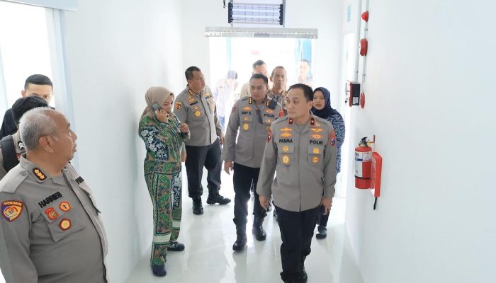 Wakapolda Jatim Tinjau Kesiapan SPPG Dan Lokasi Rencana Pembangunan Gudang Ketahanan Pangan Di Mojokerto