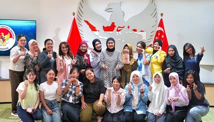 Salut, Pekerja Migran Mampu Hasilkan Buku