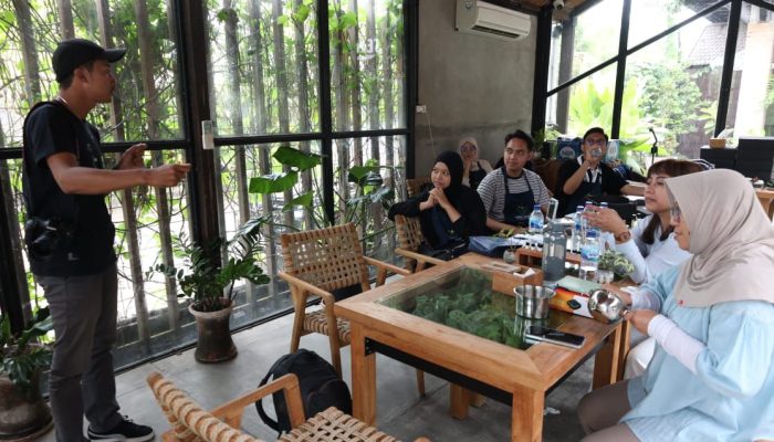 Sandika Natural Class Gelar Seminar “Fotografi Dasar” untuk Optimasi Branding Produk
