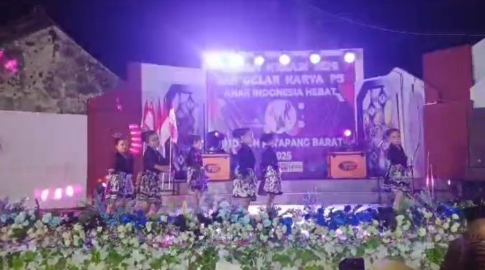 Unik, UPTD SDN Ketapang Barat 1 Gelar Ragam Kreasi Seni dan Karya P5 di Taman Merdeka