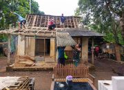 Koramil 0825-21/ Kalipuro Laksanakan Pembongkaran Rutilahu Tahun 2025 di Kelurahan Kalipuro