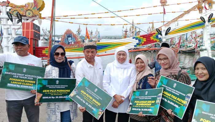 Personel Satpolairud Polresta Banyuwangi Lakukan Pengamanan Kedatangan Gubernur Jawa Timur