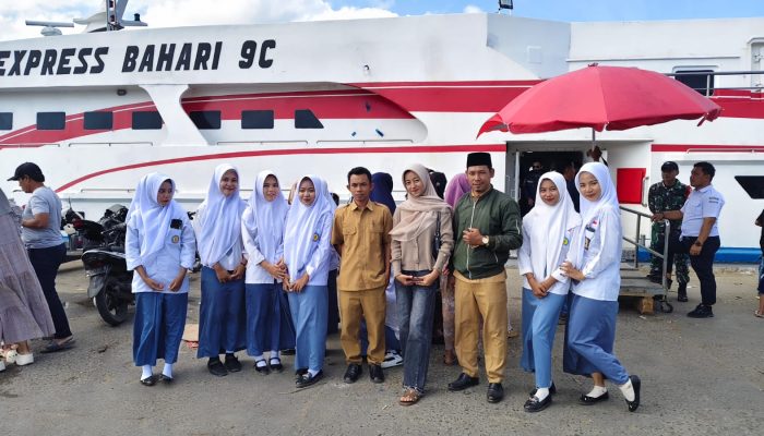 Siswi MA Al Hidayah Arjasa Lolos Paskibra Kabupaten, Siap Ikuti Pemusatan Latihan di Mapolres Sumenep