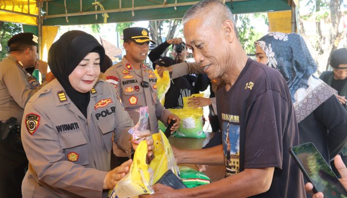 Polres Sumenep Gelar Gerakan Pangan Murah, Harga Sembako Turun hingga Rp15 Ribu per Paket