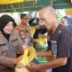 Polres Sumenep Gelar Gerakan Pangan Murah, Harga Sembako Turun hingga Rp15 Ribu per Paket