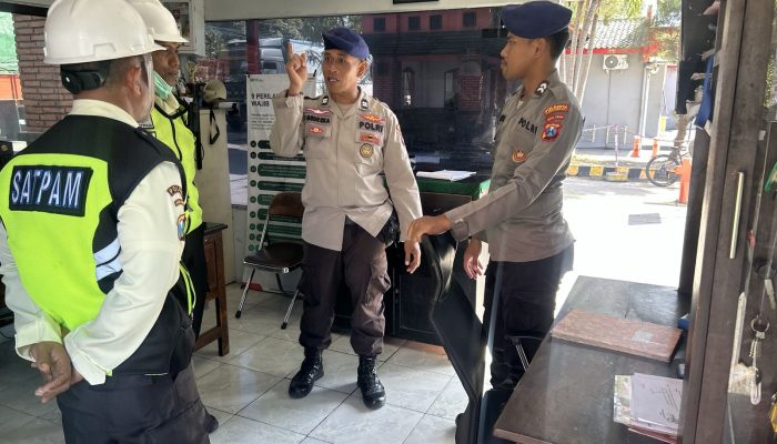 Sambangi Kawasan Depo Pertamina Ini Pesan Personel Polairud Polresta Banyuwangi 