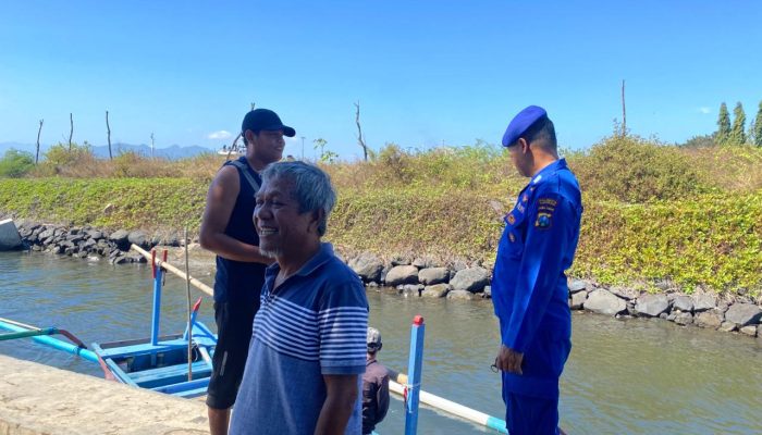 Personel Satpolairud Polresta Banyuwangi Lakukan Patroli Pencegahan Gangguan Kamtibmas Dikawasan Pesisir