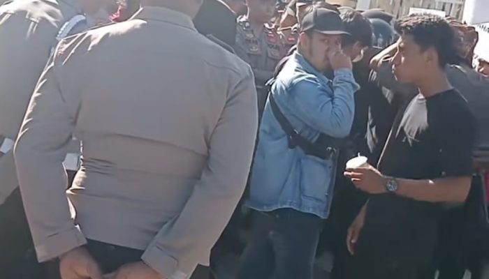 IMKS Geruduk DPRD Sumenep, Tuntut Percepatan Infrastruktur Kangean yang Terlupakan