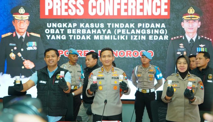 Polres Ponorogo Ungkap Produksi Obat Ilegal, Ribuan Botol Diamankan