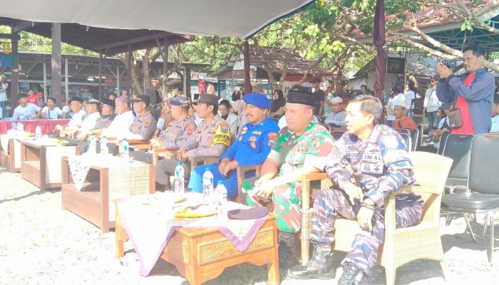Personel Satpolairud Polresta Banyuwangi Hadiri Rabu Pungkasan