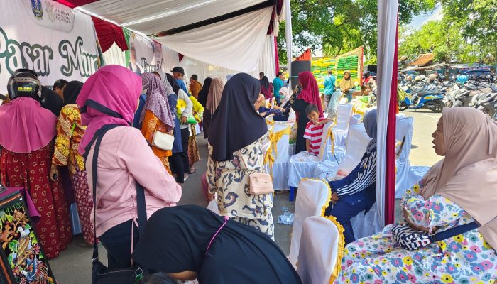 Distribusi Gerakan Pangan Murah Sumenep Dinilai Amburadul, Warga Kecewa Tidak Kebagian Sembako