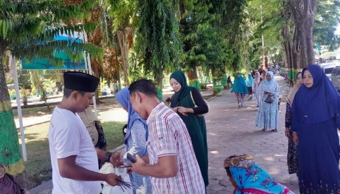 Kolaborasi Media dalam Membangun Solidaritas Sosial: Implementasi Program Jumat Berkah sebagai Praktik Kepedulian Kolektif