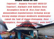 Anggota Posramil 0825/23 Tegalsari Bantu Warga Bongkar Rumah Ibu Tami